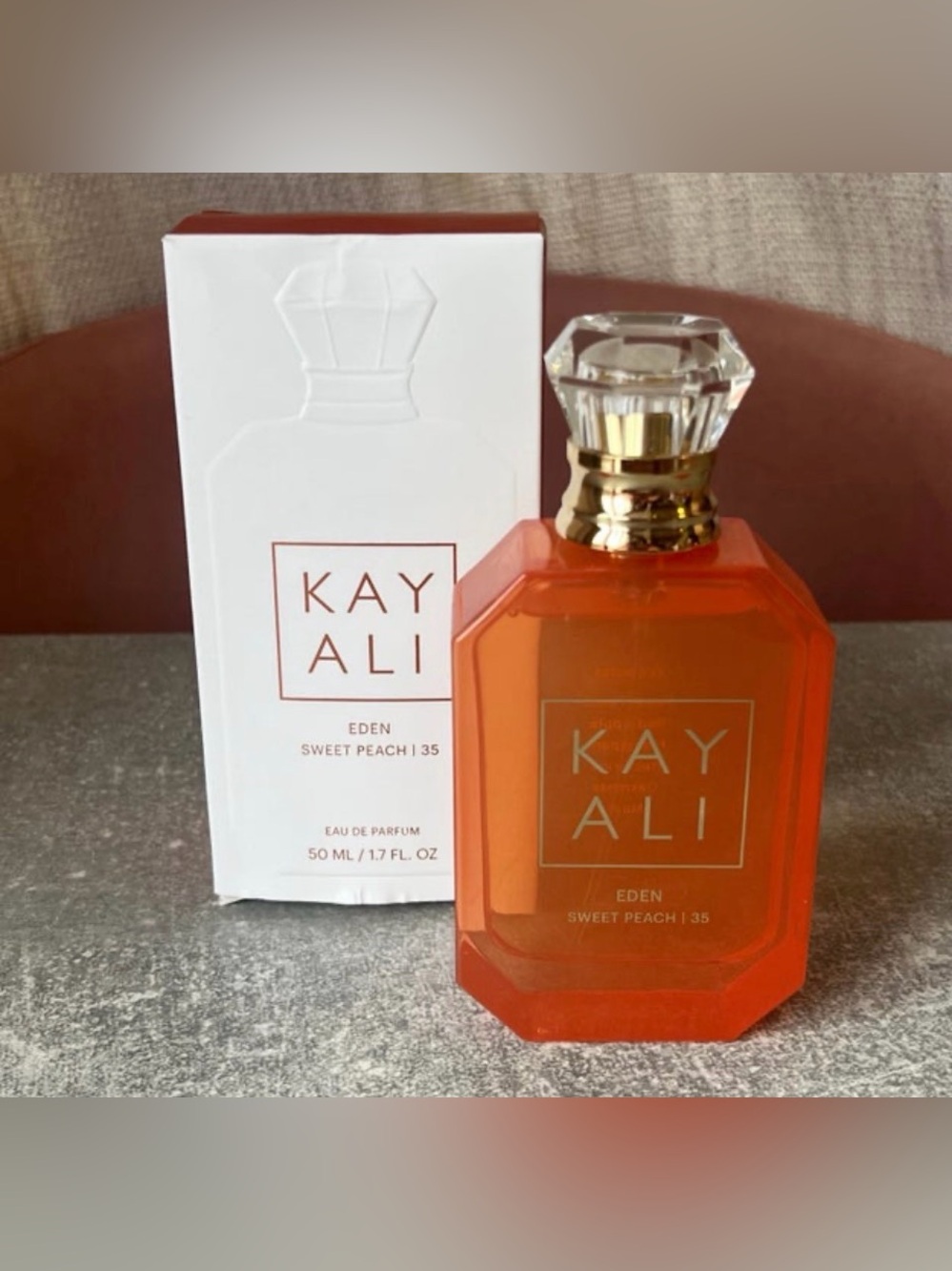 Kayali Eden Sweet Peach 35 Eau de Parfum - Peach-Orange Bottle